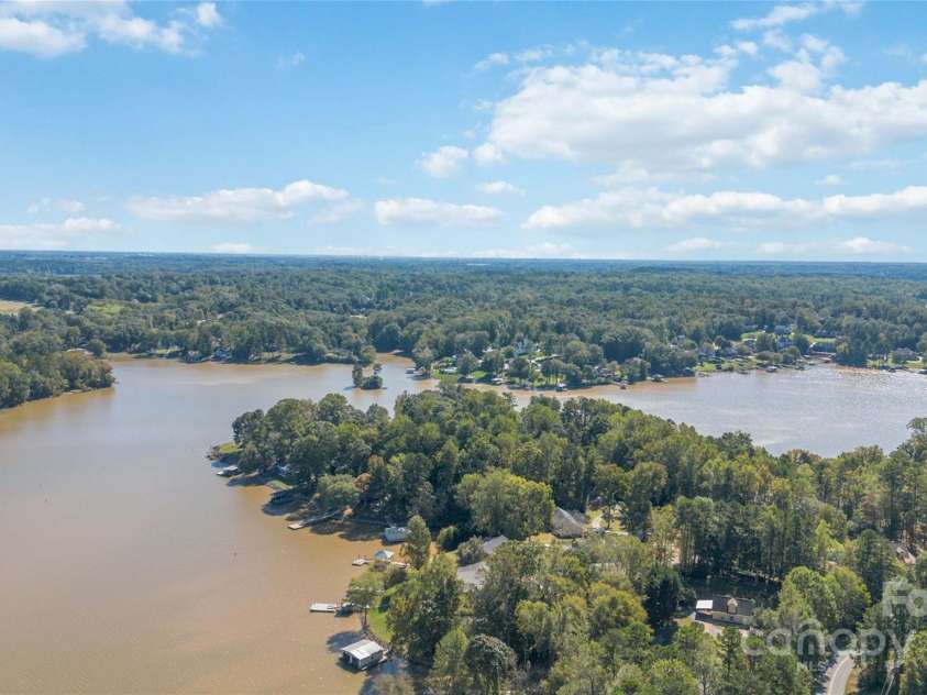 2817 Lakefront Drive, Belmont, NC 28012.  MLS# CAR4253214, YatesRealty ID 9247. 