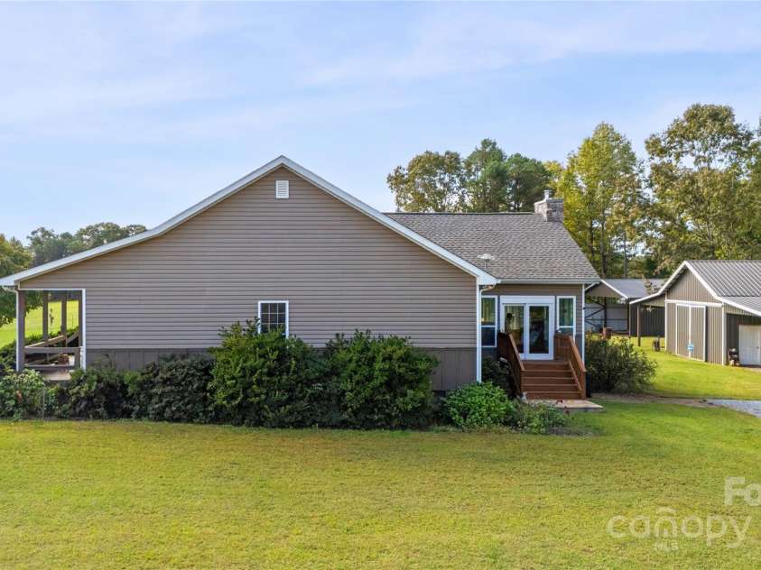 660 Scoggins Road, Rutherfordton, NC 28139.  MLS# CAR4310671, YatesRealty ID 9247. 