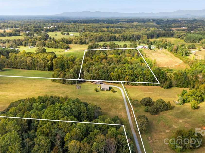 660 Scoggins Road, Rutherfordton, NC 28139.  MLS# CAR4310671, YatesRealty ID 9247. 