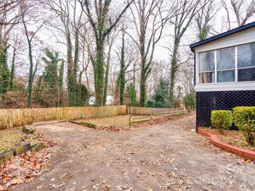 704 Earl Road, Shelby, NC 28150.  MLS# CAR4325482, YatesRealty ID 9248. 