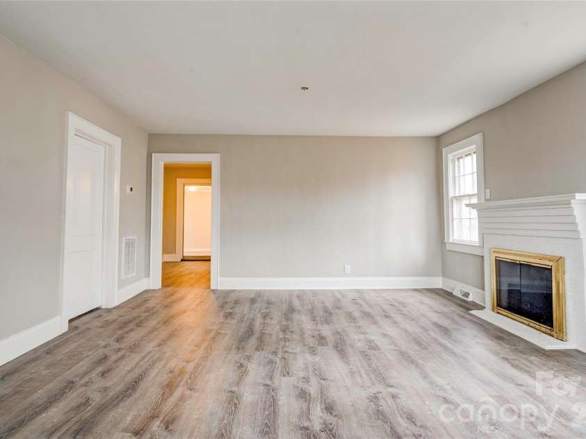 704 Earl Road, Shelby, NC 28150.  MLS# CAR4325482, YatesRealty ID 9248. 