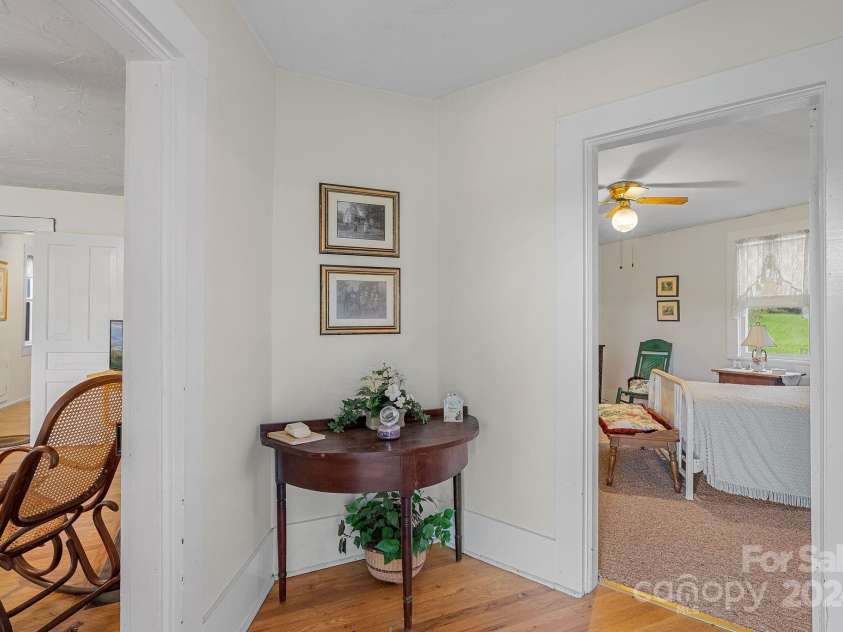 232 Dobson Road, Franklin, NC 28734.  MLS# CAR4190366, YatesRealty ID 925. 