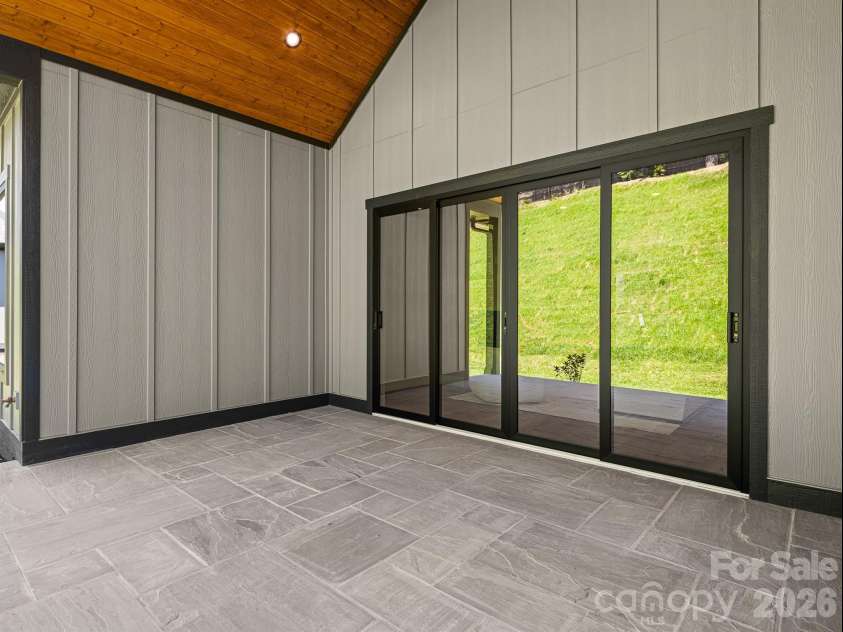 413 Big Hill Drive, Arden, NC 28704.  MLS# CAR4334677, YatesRealty ID 925. 