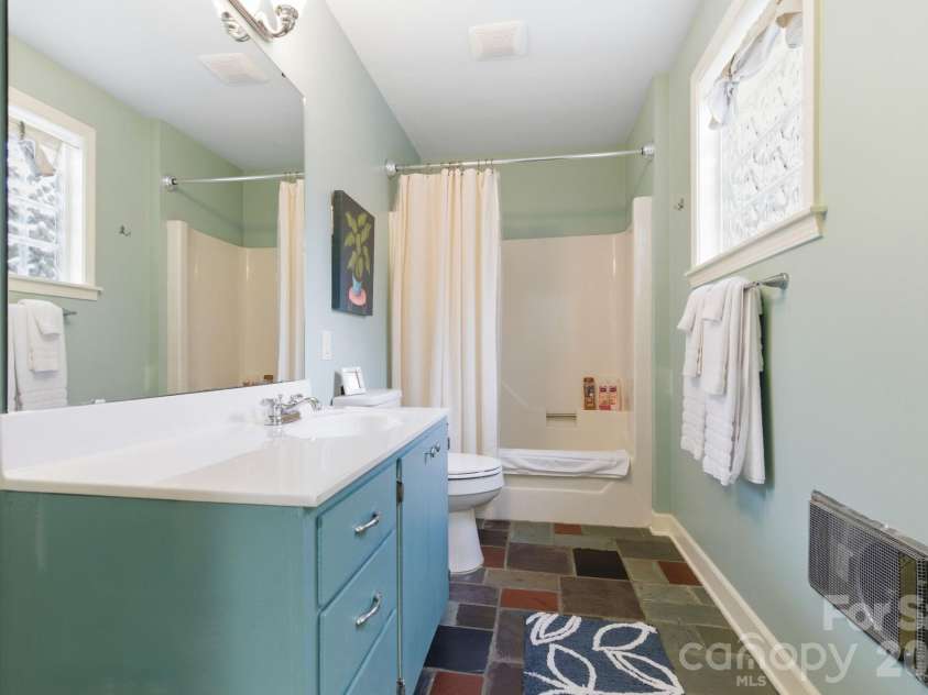 547 Lake Shore Drive, Norwood, NC 28128.  MLS# CAR4361576, YatesRealty ID 9250. 