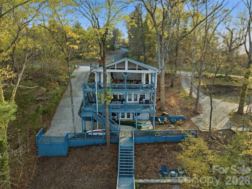 547 Lake Shore Drive, Norwood, NC 28128.  MLS# CAR4361576, YatesRealty ID 9250. 
