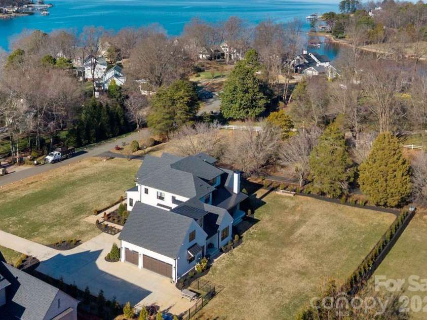 20320 Havenview Drive, Cornelius, NC 28031.  MLS# CAR4342352, YatesRealty ID 9251. Quite side street for your new home...