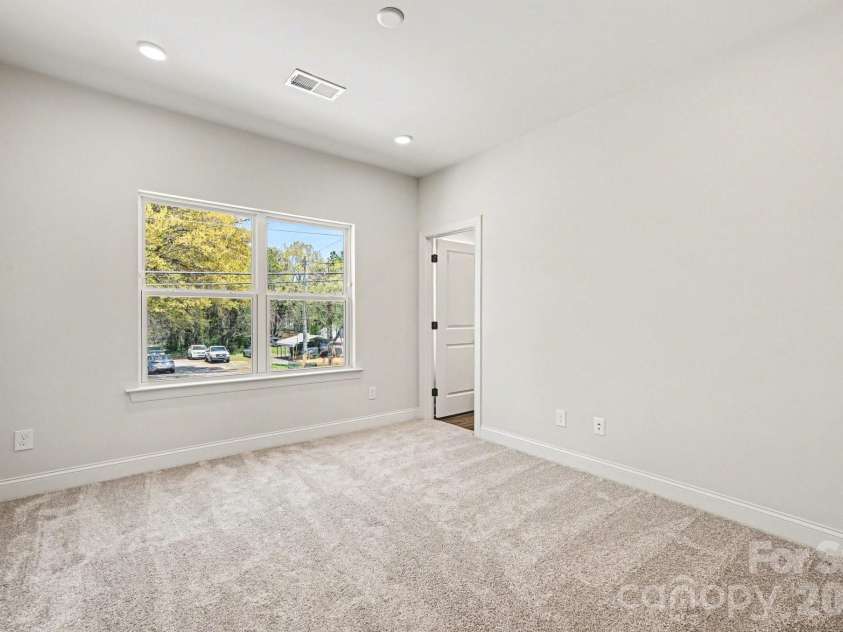 560 Wilson Avenue, Mooresville, NC 28115.  MLS# CAR4343842, YatesRealty ID 9252. 