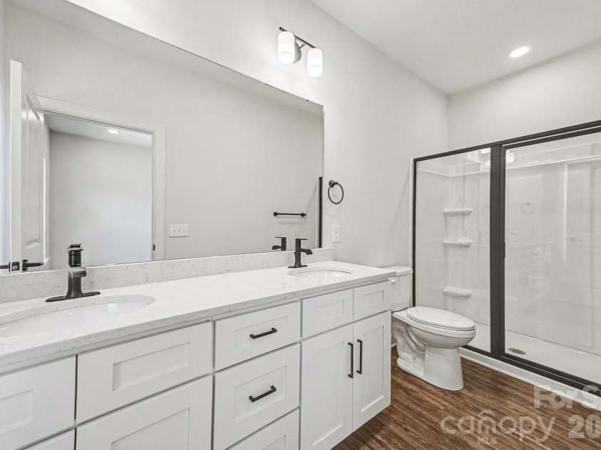 560 Wilson Avenue, Mooresville, NC 28115.  MLS# CAR4343842, YatesRealty ID 9252. 