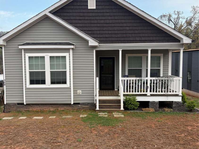 368 Carolina Avenue, Marion, NC 28752.  MLS# CAR4243572, YatesRealty ID 9253. 1