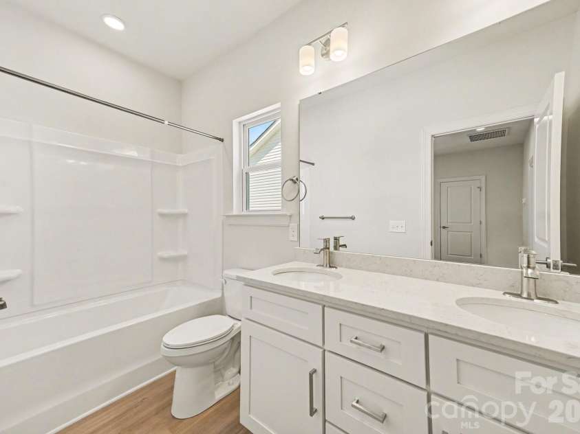 562 Wilson Avenue, Mooresville, NC 28115.  MLS# CAR4343851, YatesRealty ID 9253. 