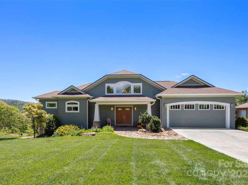 14 Al Dorf Drive, Weaverville, NC 28787.  MLS# CAR4238293, YatesRealty ID 9254. 