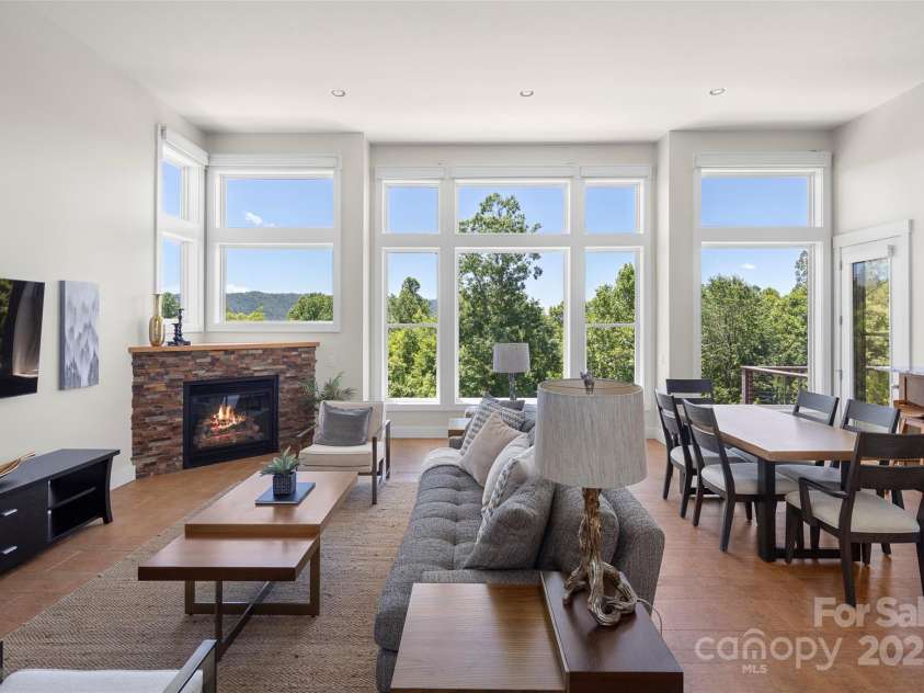 14 Al Dorf Drive, Weaverville, NC 28787.  MLS# CAR4238293, YatesRealty ID 9254. 