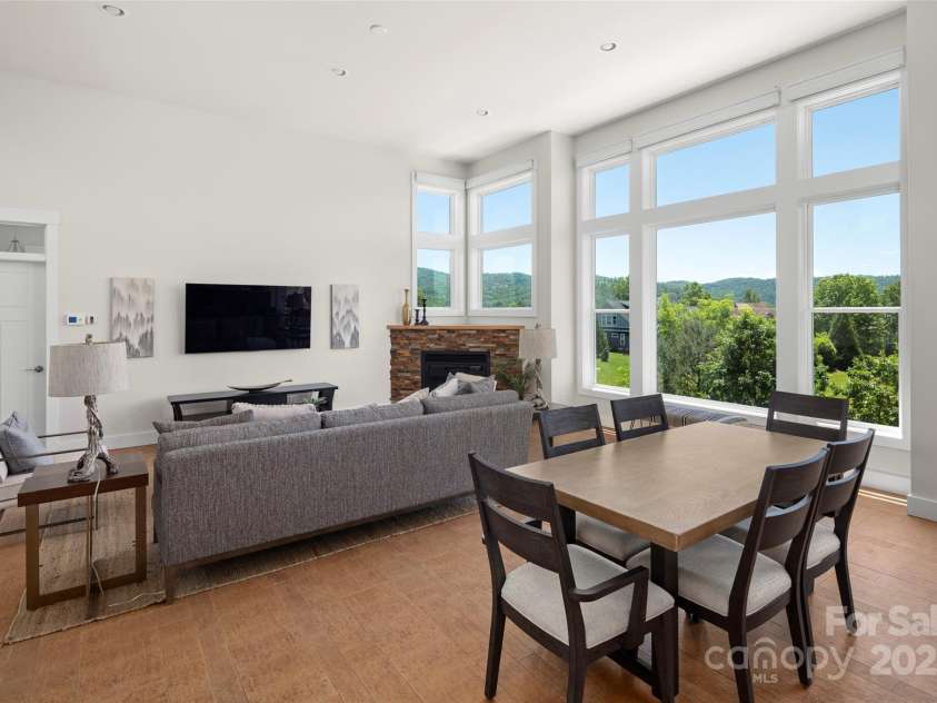 14 Al Dorf Drive, Weaverville, NC 28787.  MLS# CAR4238293, YatesRealty ID 9254. 