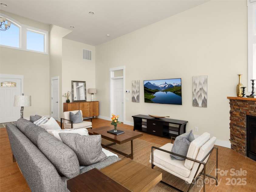 14 Al Dorf Drive, Weaverville, NC 28787.  MLS# CAR4238293, YatesRealty ID 9254. Upon entry, welcome to this expansive living area.