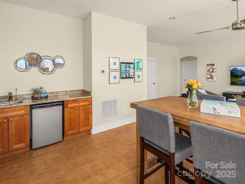 14 Al Dorf Drive, Weaverville, NC 28787.  MLS# CAR4238293, YatesRealty ID 9254. Wet bar on terrace level for extra living space and entertaining.