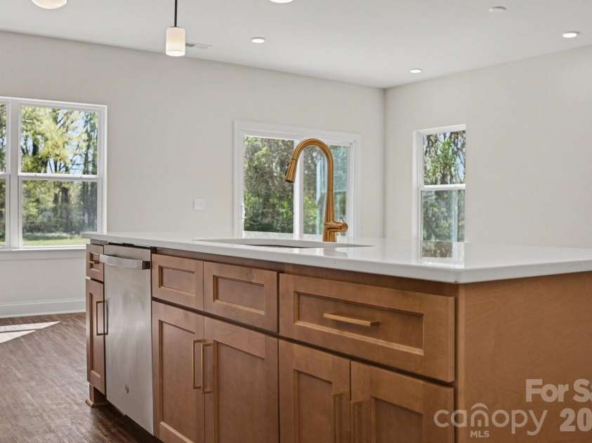 564 Wilson Avenue, Mooresville, NC 28115.  MLS# CAR4343854, YatesRealty ID 9254. 