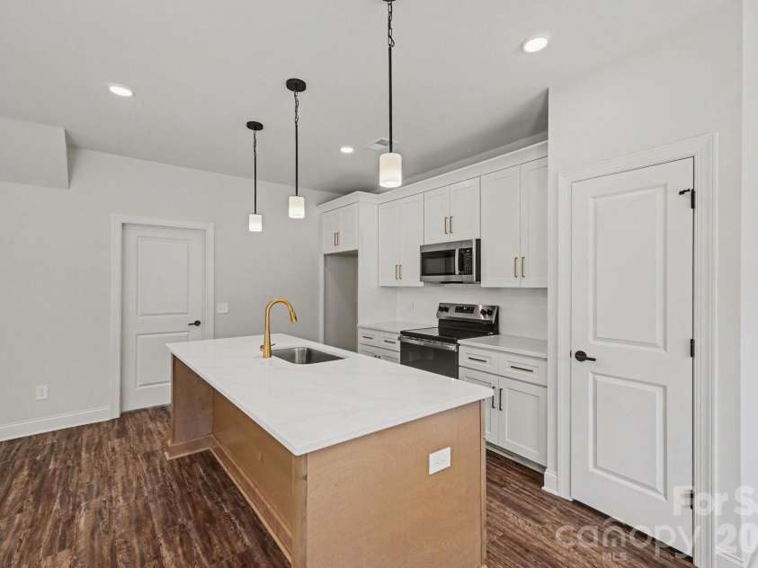 564 Wilson Avenue, Mooresville, NC 28115.  MLS# CAR4343854, YatesRealty ID 9254. 