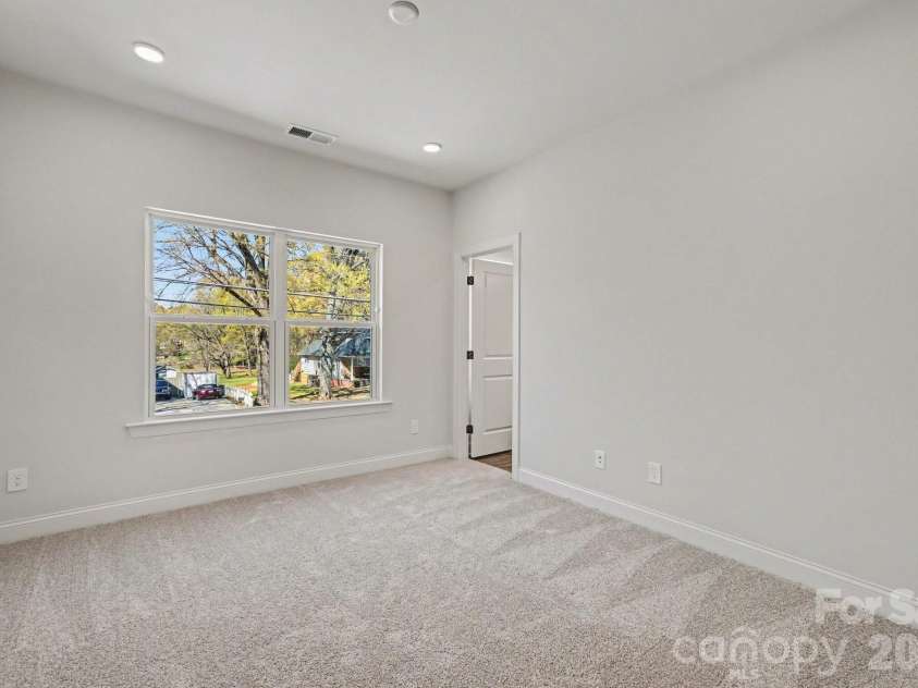 564 Wilson Avenue, Mooresville, NC 28115.  MLS# CAR4343854, YatesRealty ID 9254. 