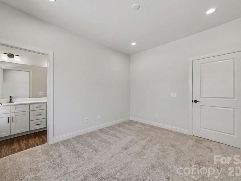 564 Wilson Avenue, Mooresville, NC 28115.  MLS# CAR4343854, YatesRealty ID 9254. 