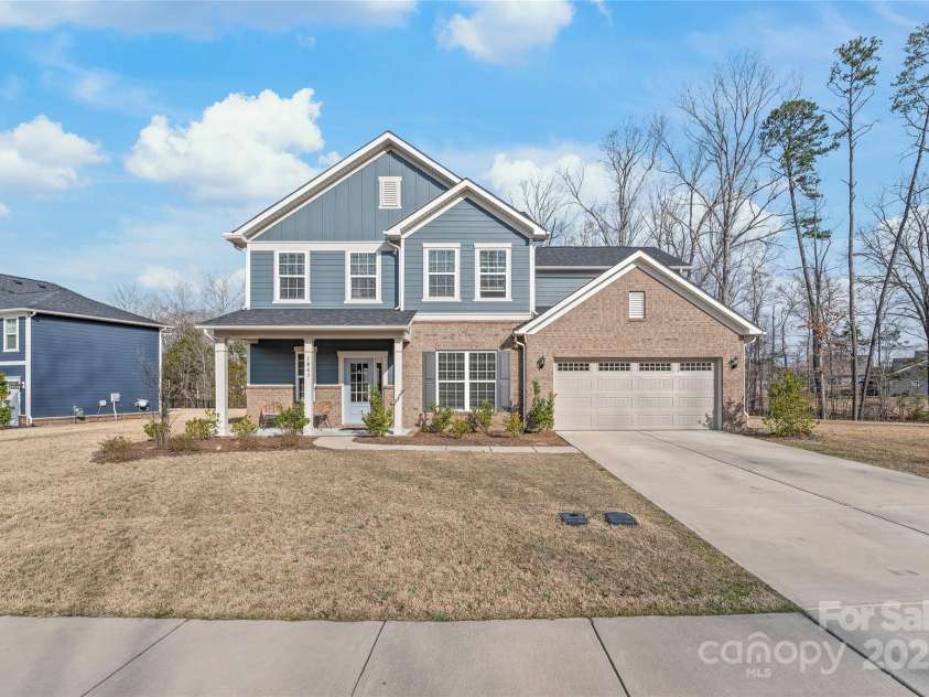 1043 Kalli Drive, Matthews, NC 28104.  MLS# CAR4245587, YatesRealty ID 9255. 