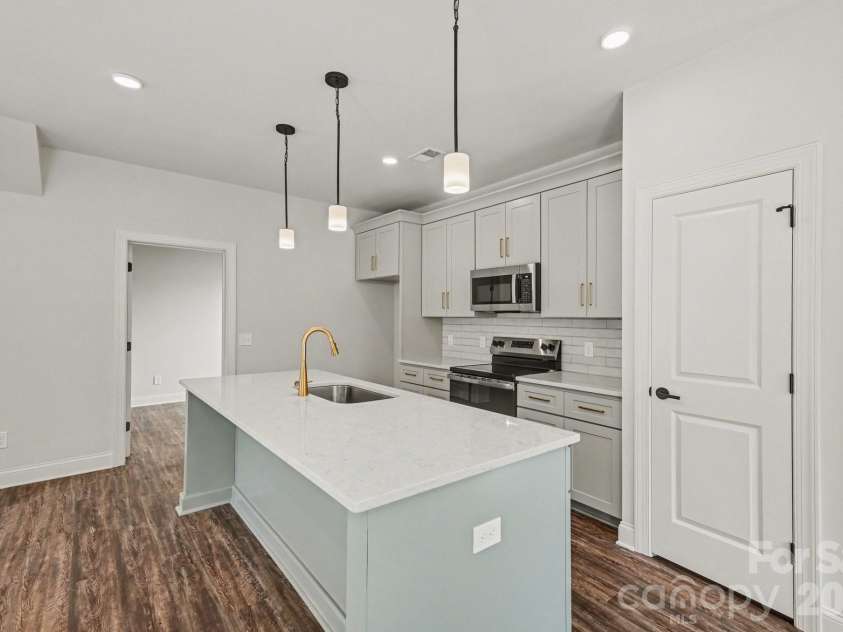 566 Wilson Avenue, Mooresville, NC 28115.  MLS# CAR4343857, YatesRealty ID 9255. 