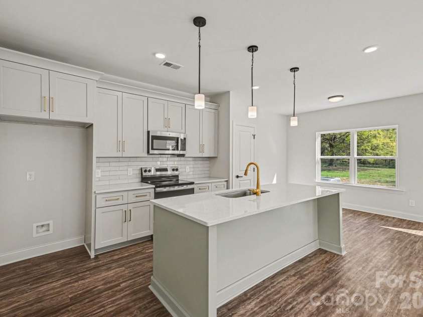 566 Wilson Avenue, Mooresville, NC 28115.  MLS# CAR4343857, YatesRealty ID 9255. 