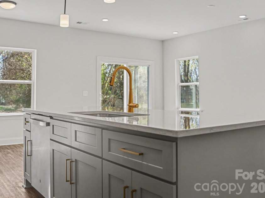566 Wilson Avenue, Mooresville, NC 28115.  MLS# CAR4343857, YatesRealty ID 9255. 