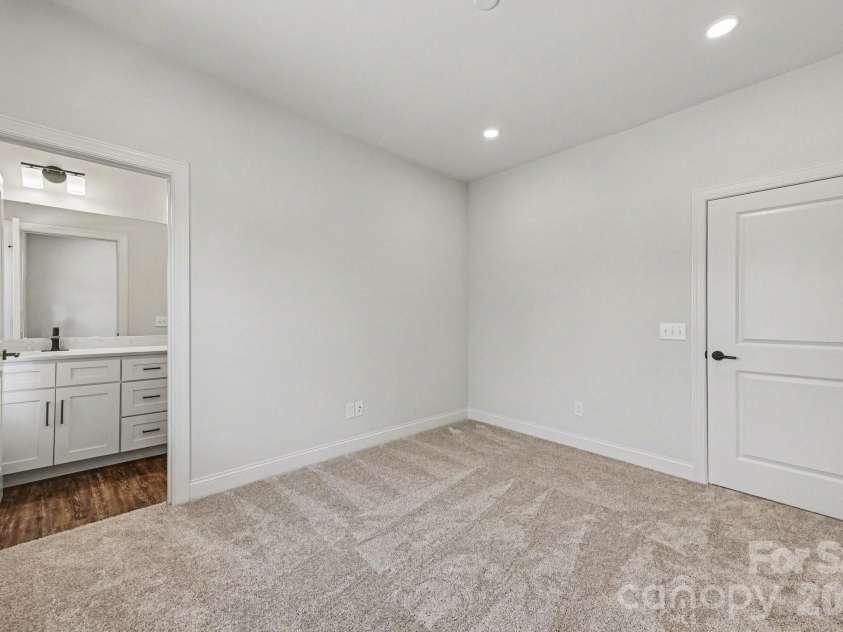 566 Wilson Avenue, Mooresville, NC 28115.  MLS# CAR4343857, YatesRealty ID 9255. 
