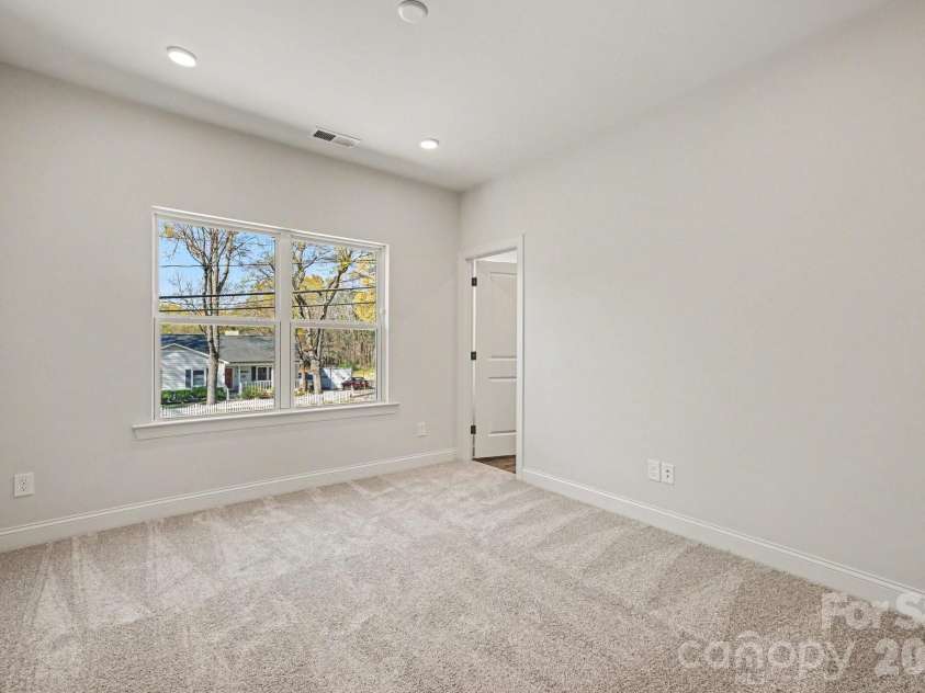 566 Wilson Avenue, Mooresville, NC 28115.  MLS# CAR4343857, YatesRealty ID 9255. 