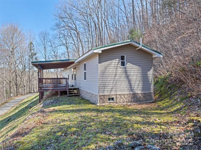 293 Mattie Marion Road, Waynesville, NC 28785.  MLS# CAR4231081, YatesRealty ID 9256. 