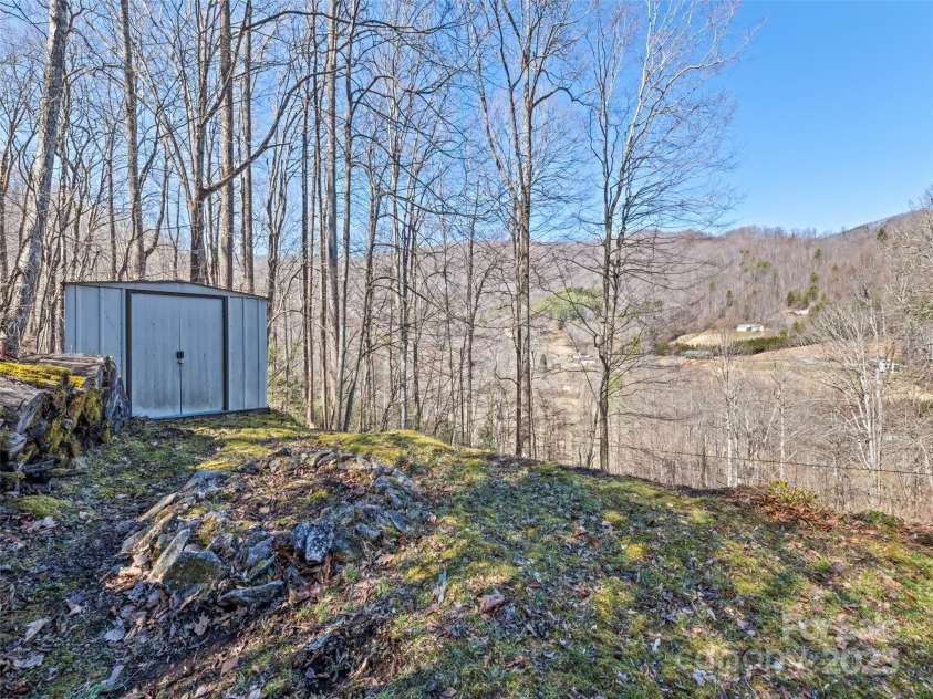 293 Mattie Marion Road, Waynesville, NC 28785.  MLS# CAR4231081, YatesRealty ID 9256. 