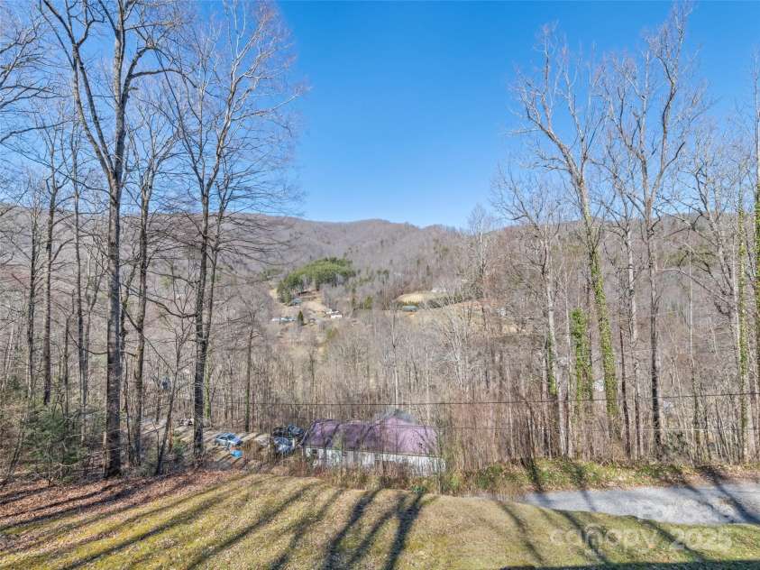 293 Mattie Marion Road, Waynesville, NC 28785.  MLS# CAR4231081, YatesRealty ID 9256. 