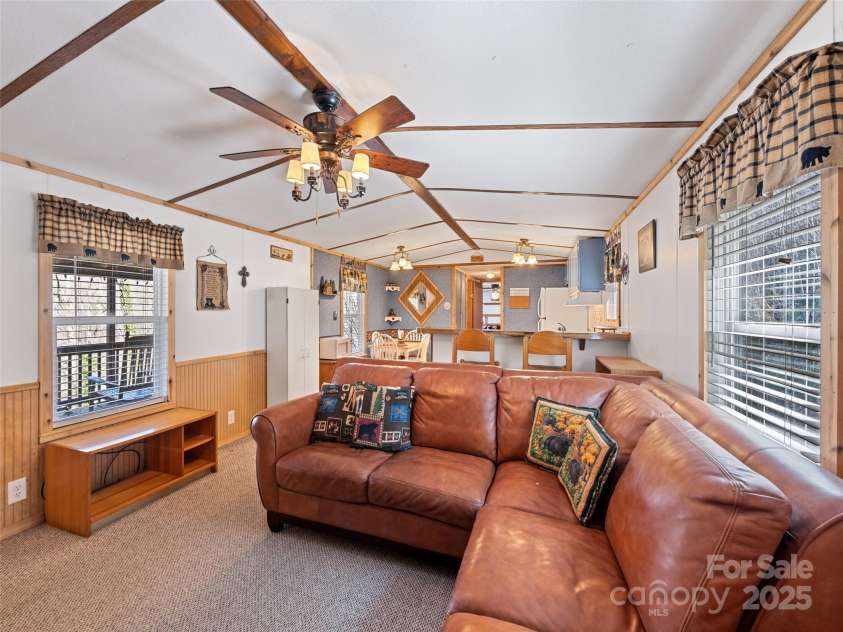 293 Mattie Marion Road, Waynesville, NC 28785.  MLS# CAR4231081, YatesRealty ID 9256. 