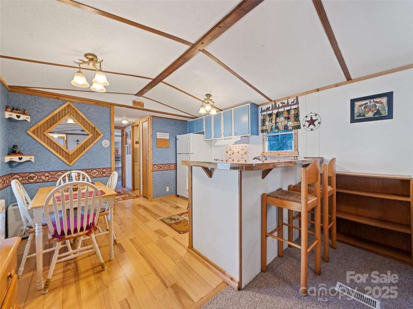 293 Mattie Marion Road, Waynesville, NC 28785.  MLS# CAR4231081, YatesRealty ID 9256. 