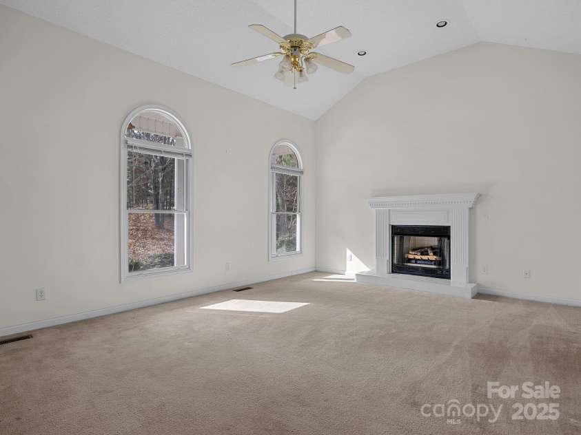 383 Woody Circle, Tryon, NC 28782.  MLS# CAR4322655, YatesRealty ID 9256. 