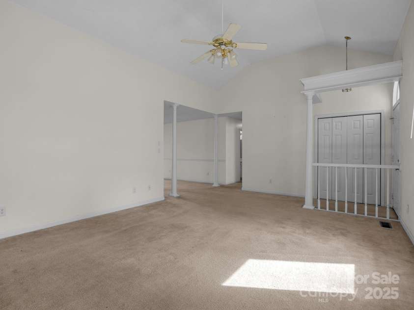 383 Woody Circle, Tryon, NC 28782.  MLS# CAR4322655, YatesRealty ID 9256. 