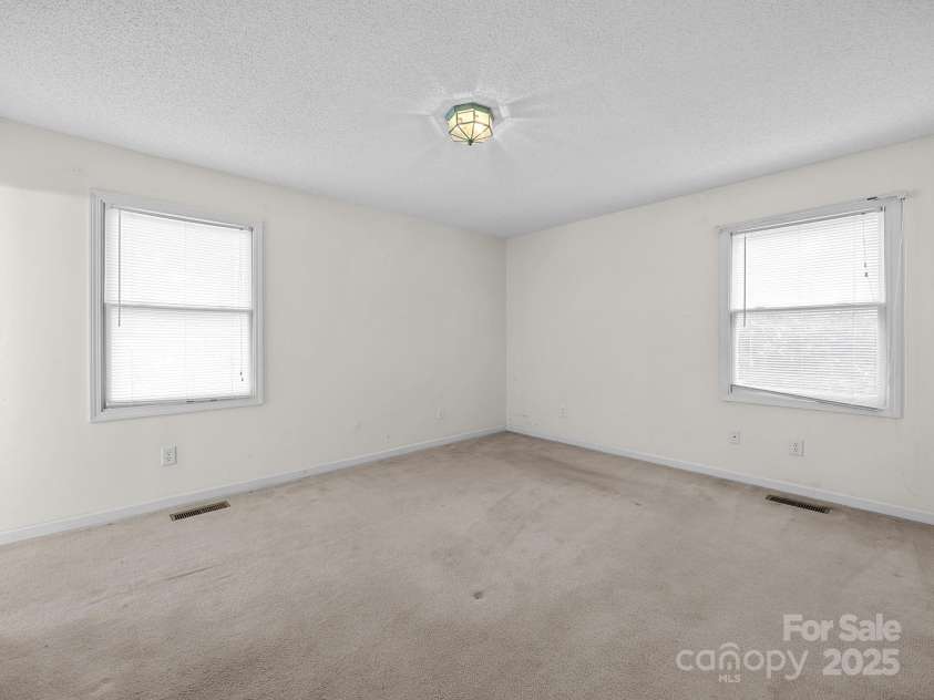 383 Woody Circle, Tryon, NC 28782.  MLS# CAR4322655, YatesRealty ID 9256. 