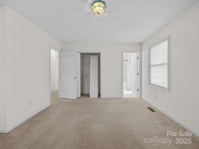 383 Woody Circle, Tryon, NC 28782.  MLS# CAR4322655, YatesRealty ID 9256. 