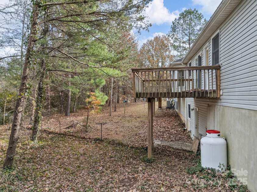 383 Woody Circle, Tryon, NC 28782.  MLS# CAR4322655, YatesRealty ID 9256. 