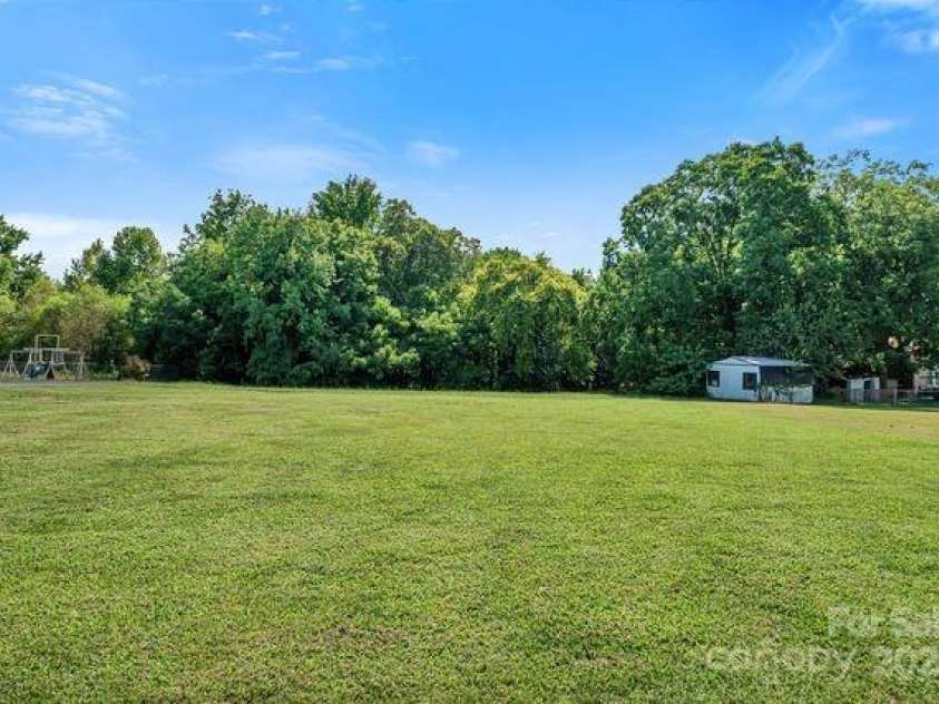 222 Main Gq Street, Salisbury, NC 28146.  MLS# CAR4298517, YatesRealty ID 9258. Back Yard