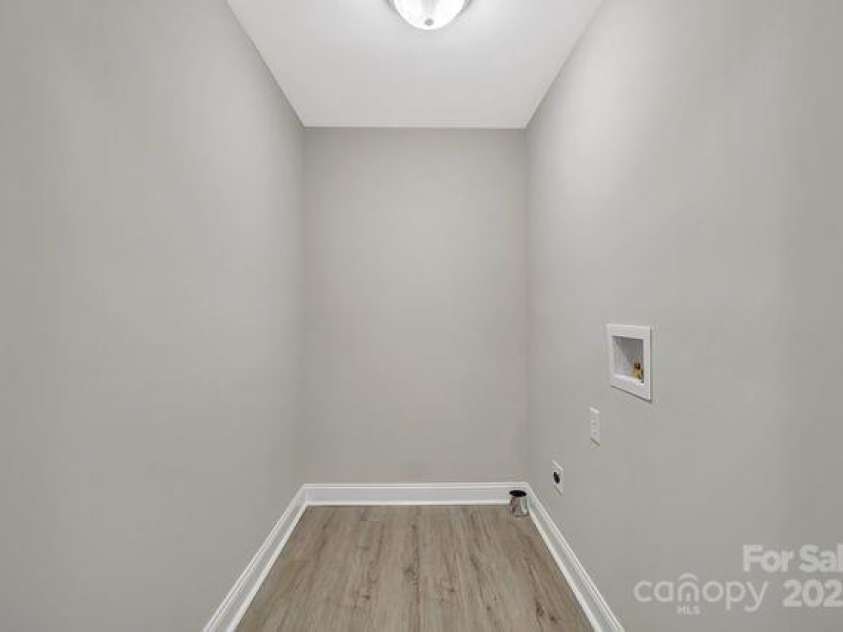 222 Main Gq Street, Salisbury, NC 28146.  MLS# CAR4298517, YatesRealty ID 9258. Laundry