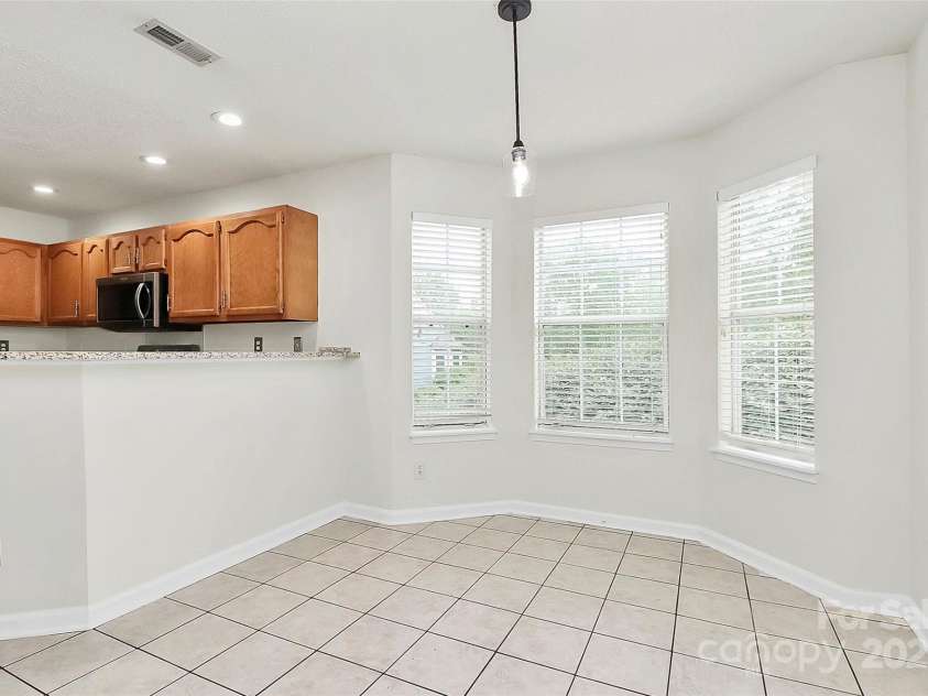 9232 Four Mile Creek Road, Charlotte, NC 28277.  MLS# CAR4253018, YatesRealty ID 9258. 