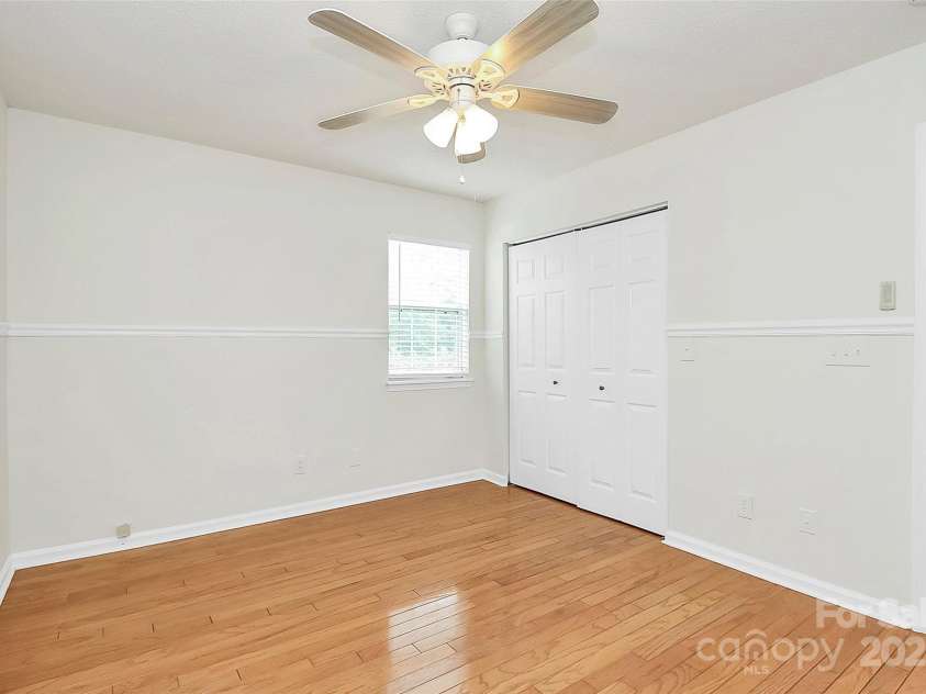 9232 Four Mile Creek Road, Charlotte, NC 28277.  MLS# CAR4253018, YatesRealty ID 9258. 