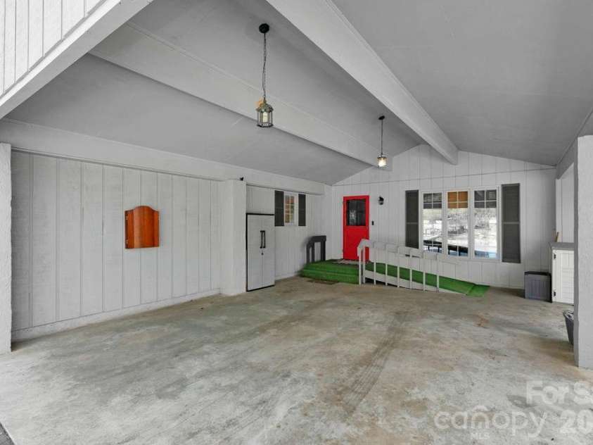 1621 Glen Cannon Drive, Pisgah Forest, NC 28768.  MLS# CAR4362258, YatesRealty ID 9259. 