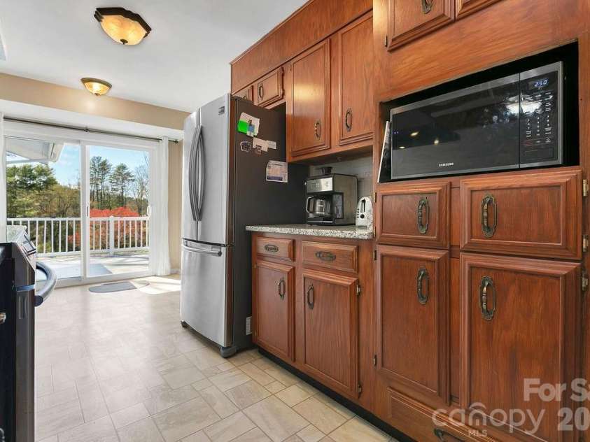 1621 Glen Cannon Drive, Pisgah Forest, NC 28768.  MLS# CAR4362258, YatesRealty ID 9259. 