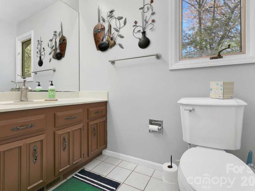 1621 Glen Cannon Drive, Pisgah Forest, NC 28768.  MLS# CAR4362258, YatesRealty ID 9259. 
