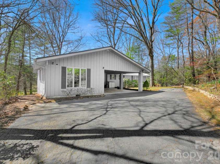 1621 Glen Cannon Drive, Pisgah Forest, NC 28768.  MLS# CAR4362258, YatesRealty ID 9259. 