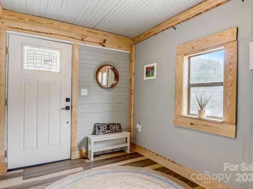 14 Old Mater Farm Road, Sylva, NC 28779.  MLS# CAR4319211, YatesRealty ID 926. 