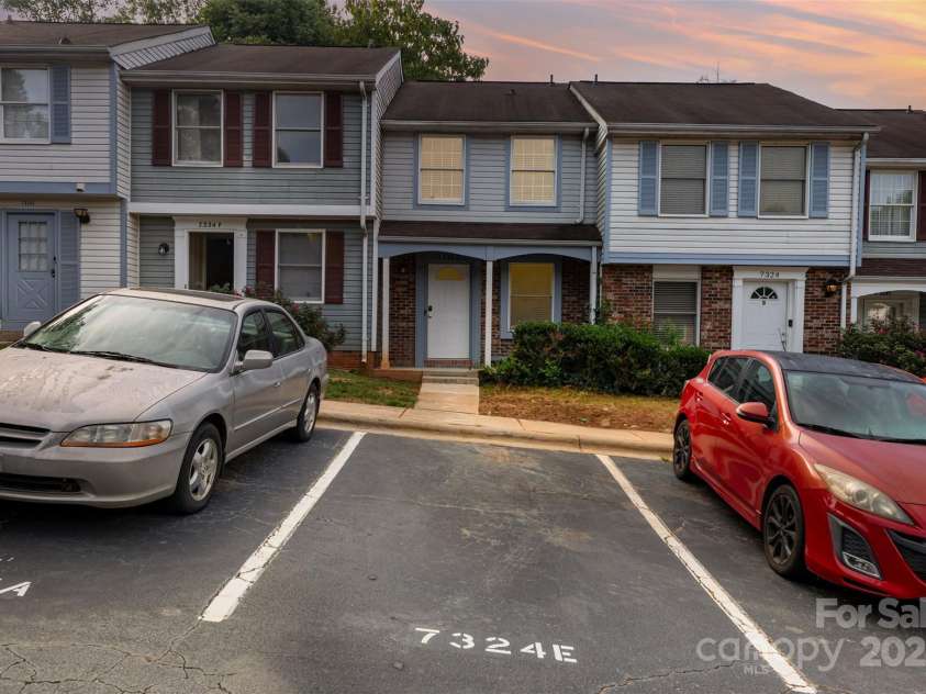7324 Pebblestone Drive, Charlotte, NC 28212.  MLS# CAR4292248, YatesRealty ID 9260. 