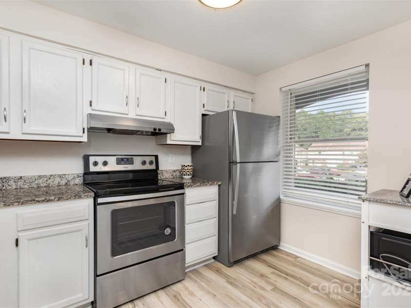 7324 Pebblestone Drive, Charlotte, NC 28212.  MLS# CAR4292248, YatesRealty ID 9260. 